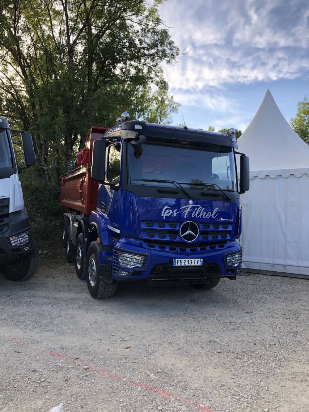 Service de transport céréalier par camion dans le Rhône-Alpes.jpg