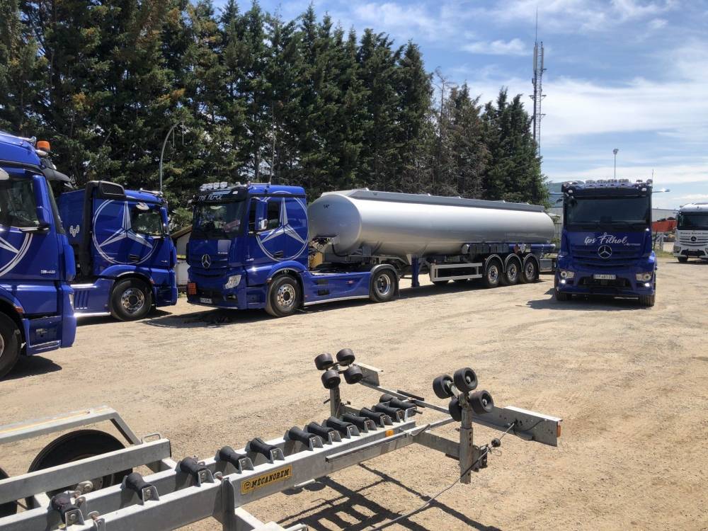 Camions_citernes.jpg